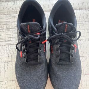 Brooks Performance Athletic Shoes Black and Red